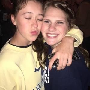 Meet your Posher, Kelly